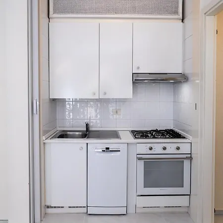 Apartman Center - Pool & Free Parking Bardolino