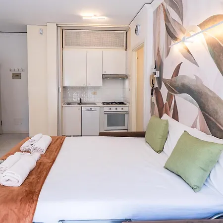 Apartman Center - Pool & Free Parking